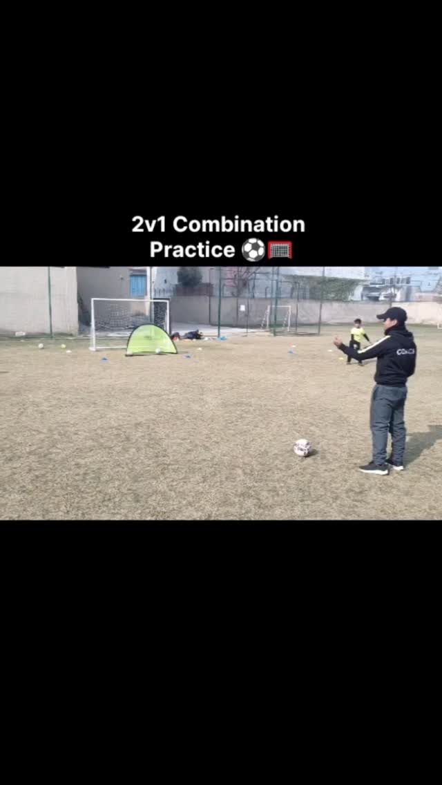 Our Under-7s learning team work at our sector 64 , gurgaon center!
Credits: Coach Anand
#footballacademy #footballtraining #gurgaon #footballforkids
