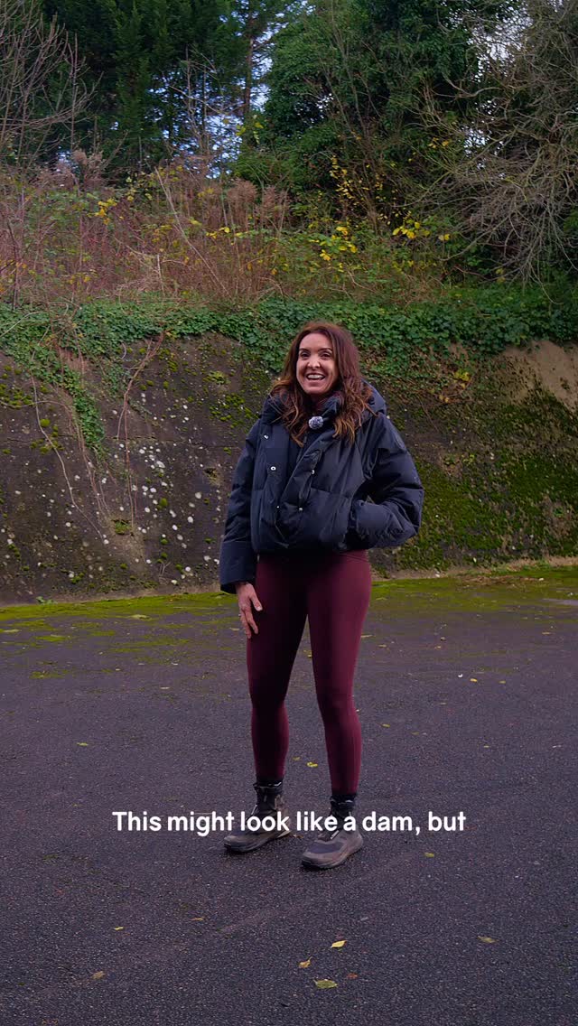 An exciting new site in the heart of Old Amersham 🌳
ㅤ
It may not look it now but this site is set to become two beautifully designed sustainable homes in a truly special location.
ㅤ
Nestled into the landscape the houses have been thoughtfully designed to take in sweeping countryside views, while sitting just a short stroll from Old Amersham High Street.
ㅤ
Privacy, scenery, and village life in a lovely location. One of those opportunities that doesn’t come around often and one we’re very proud to be bringing forward!
.
.
.
#OldAmersham #PropertyDevelopment #SustainableHomes #NewHomesUK #LandOpportunity