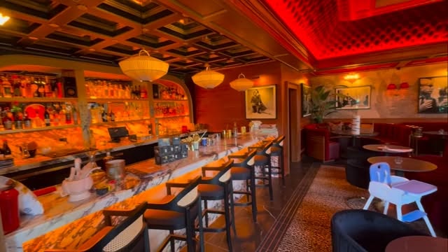 Beatons Palm Springs adjacent to Bar Cecil’s. We were so fortunate to do the motorized shades! We also did the shades in Bar Cecil’s. #.
.
.
.
#rollshades #palmsprigsblinds #hunterdouglas #somfy #blackouts #laquintablinds #ranchomirage #indianwells @barcecil @beatons_barcecil #smarthome#palmdesert #cathedralcity
#palmsprings #rollershades #windowtreatmentpalmsprings #shutters #plantationshutters #motorizedrollershades #electricrollershades #automatedrollershades
