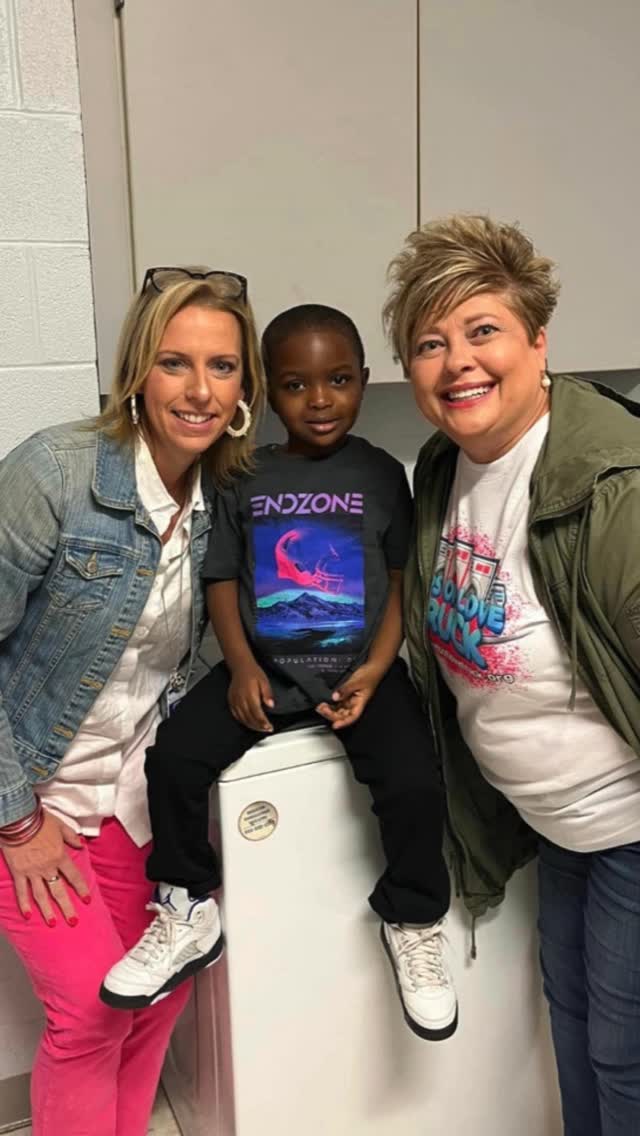 We close this year with full hearts and deep gratitude.
Thank you for every prayer, every share, every box donated, every smile given, and every act of kindness that helped this mission grow.
Our fundraiser continues through December 31 and we are grateful for every hand that helps us bring Suds 2.0 to life.
This mission grows through community.
Our End of Year Giving Campaign continues through December 31 and we are grateful for every hand that helps us bring Suds 2.0 to life.
www.sudsoflovetruck.org
#SudsOfLove #Suds2point0 #HopeAndHygiene #CommunityLove #ServeWithHeart #EndOfYearGiving