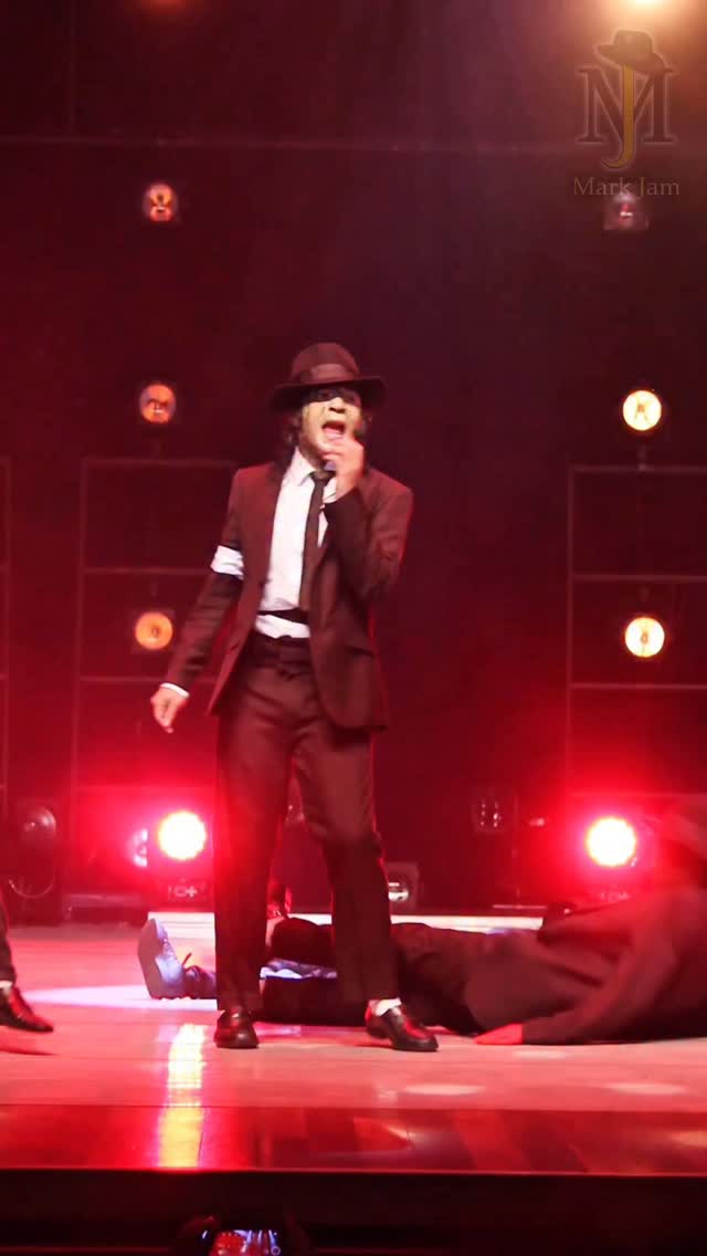 E pra fechar o ano com chave de ouro, a última parte da nossa performance de “Dangerous” lá no Cine Theatro Brasil!! ✨
Obrigado mais uma vez aos meninos do @expressaourbana_ por abrilhantar mais ainda este momento!! ❤️
Comenta aí pra eu saber se vocês gostaram também 👀
🎥 @luz.produtora
💡 @luminarbh