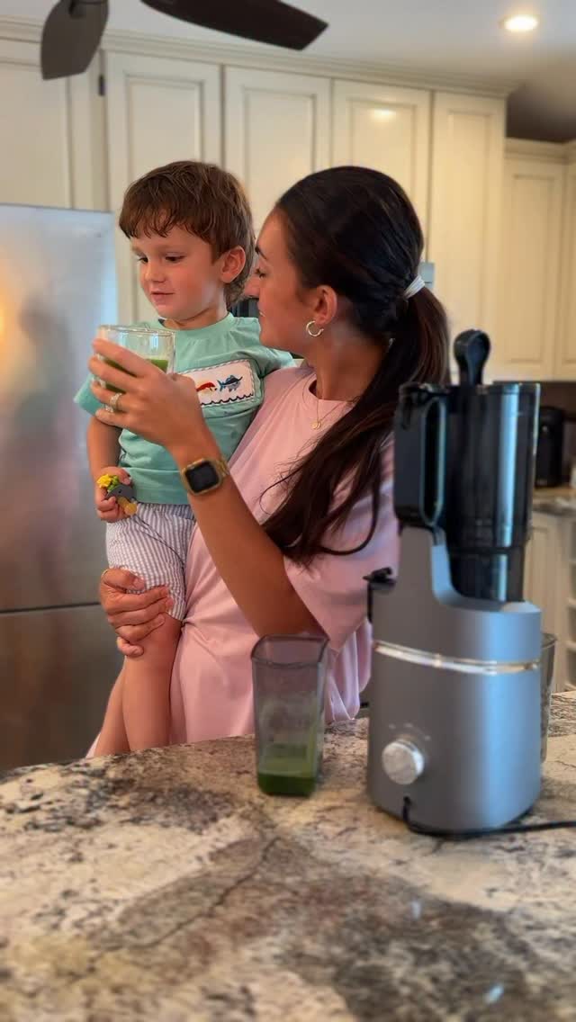 trial reel so moms comment if you see this! ❤️ comparison and over consumption are 2 of the worst things on social. I love this trend. when you start feeling like this, take a break!!!!! #toddlermom #socialmediamoms #ugccreator #momcreators