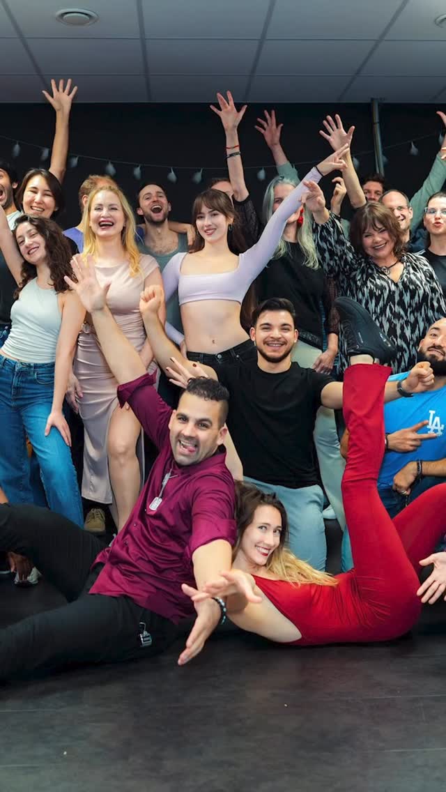 ✨ THANK YOU, LENTO COMMUNITY ✨
As 2025 comes to an end, thank you for your energy, support, and commitment — you truly make this community special 💛
We wish you a relaxing holiday season and can’t wait to keep dancing and creating memories together in the year ahead ✨
✨ Regular classes resume from 05.01. Looking forward to seeing you very soon 🤍