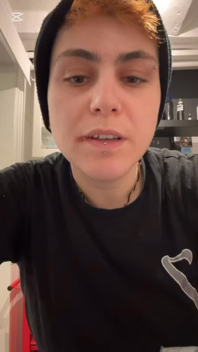 ‼️‼️‼️⚠️‼️‼️‼️
Saturday Sia accept walk ins welcome
OFFER
⚠️Sunday Alex will grab the needles for piercings
For Helix/ Conch / Earlobes you get -10% ‼️
#piercing #syndayvibes #sundayopen #getpierced #walkins