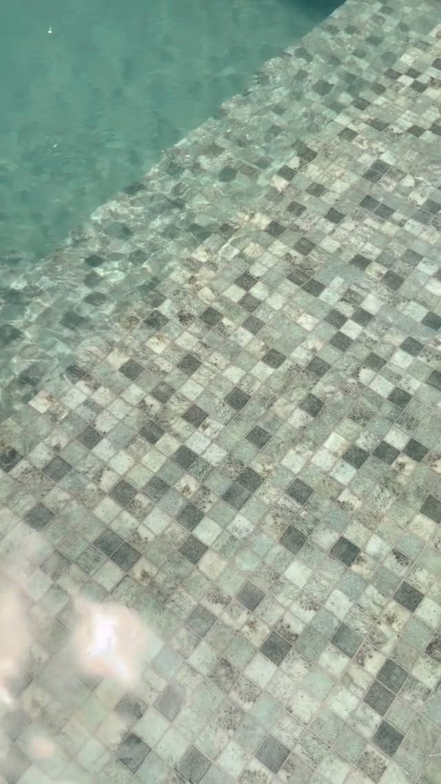 When you prioritise getting water in the pool for a Christmas morning surprise above all else #renolife