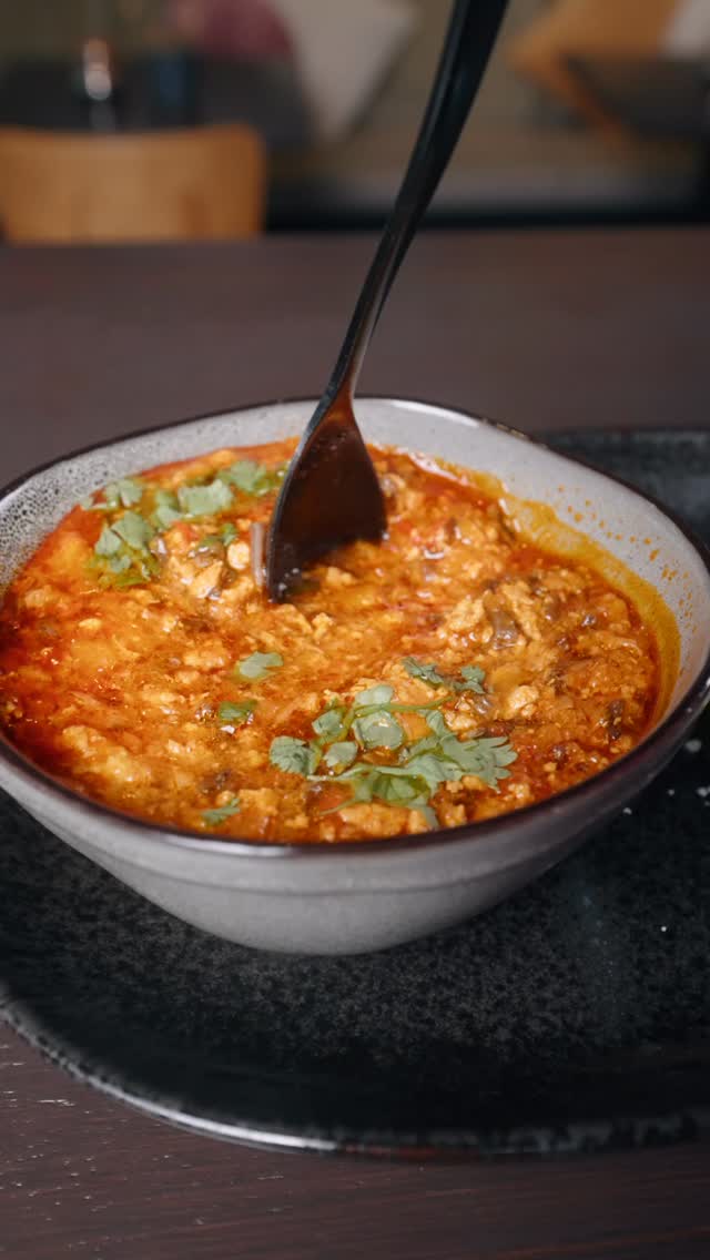 ✨ Jahreswechsel bei Miyaki ✨
Liebe Gäste,
ein kleines Update rund um den Jahreswechsel 🥂
🍣 Kein spezielles Menü – ihr genießt ganz entspannt unsere reguläre Karte.
🕒 Unsere Öffnungszeiten:
🥂 31.12 – 12:00 bis 21:00 Uhr
🎉 01.01 – geöffnet ab 16:00 Uhr
Kommt vorbei, stoßt mit uns an und startet genussvoll ins neue Jahr ✨. Wir freuen uns auf euch!
Beste Grüße
Team Miyaki 💛
#Miyaki #Silvester #Neujahr #OpeningHours #SushiLiebe