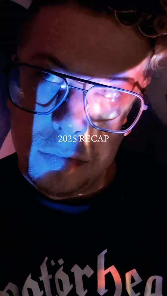 I'm so glad I was able to slow down in #2025. Yes, this is what a slower year looks like for me. 😂 #yearinreview #happyyear #zakunscripted