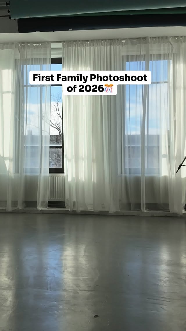 First Family photoshoot of 2026 at our studio in Amsterdam.
📸 by @lingaraj.bharamagouda
#pantherstudios #familiefotoshoot #familiefotograaf #familiefotografie #familyphotoshoot