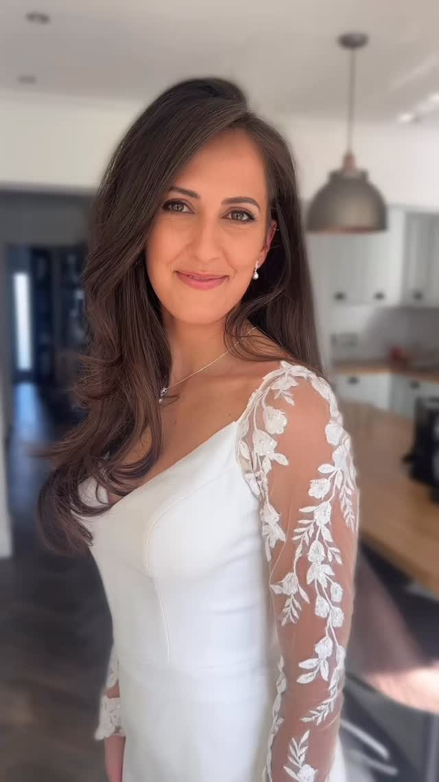 2025…. Oh my goodness!! ✨✨✨
To every bride who trusted me with the most important makeup of their life.. I’m so grateful 🫶🏻🤍
To continue to be able to work to bring confidence and create memories with amazing women is the biggest privilege and I’m so so looking forward to doing it all over again in 2026 🤍✨
I’ve had the chance to work with some of the best suppliers in the industry.. a special shout out to my fabulous hair girls and fellow makeup artists 🤍🤍🤍
Thank you to all the venues who continue to support me and recommend me as a trusted supplier it means the world 🙏🏻✨
@theferryhouseweddings
@theoldkentbarn
@secretgardenkent
@salomonsestate_weddings
@glowevents_uk
@theorangerymaidstone
@thegardensyalding
@thecastlewestenhanger
@bilsingtonprioryevents
@portlympneweddings
@haynehouseweddingvenuekent
#kentbridalmakeup #kentwedding #mua #wedding #bride