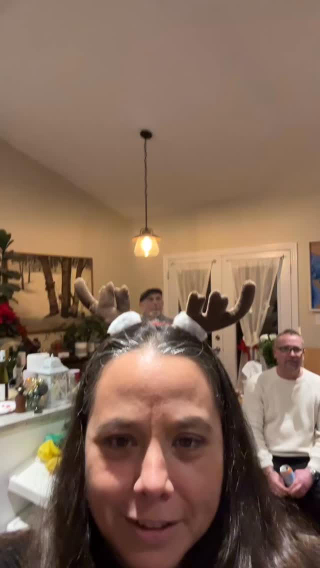 I used to really
dislike winter
until I started
embracing all
of it. To me,
the holidays
are the easy
part (as stressful
as they can be)
because they come
with togetherness,
fun, joy. When all
the festivities are
done, it’s the
winter we’re
left with that’s
hard. May you
find small ways
to appreciate
the rest of the
season. Slow
down, breathe
deep & rest.