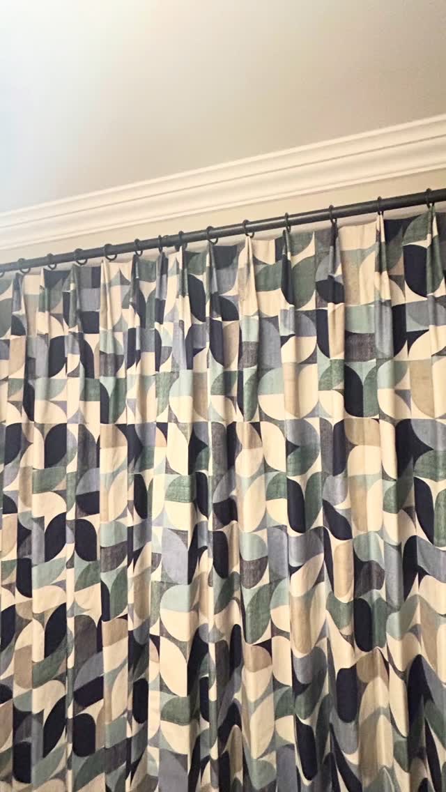 Wishing you all a Happy New Year. It’s been another bumper year - 4 box cushions, 62 scatter cushions, 3 pelmets, 158 roman blinds and a huge 145 drops of curtaining have been made up in my little workroom. Couldn’t do it without my amazing fitter LH (he’s very shy!!) plus Tracey from @meadowssoftfurnishings being my second pair of hands when needed. Thanks to all my lovely customers. There’s another bumper year already getting booked in for 2026 🫨. But for now cheers to you all. #newyears #newyearseve2025🎉 #happynewyear