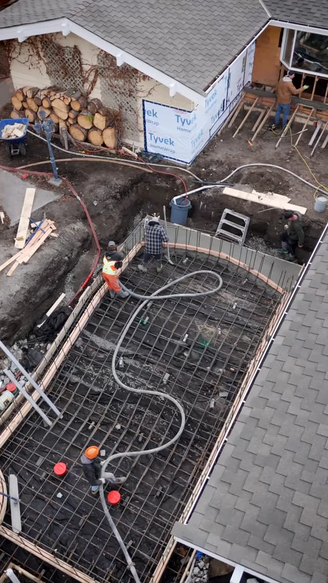 The build begins — first pour is in the books❗️
📲 Contact us today to get started on your project
(844) 562-5362
#Poolhouse #LuxuryPools #KelownaPoolBuilder #Reels