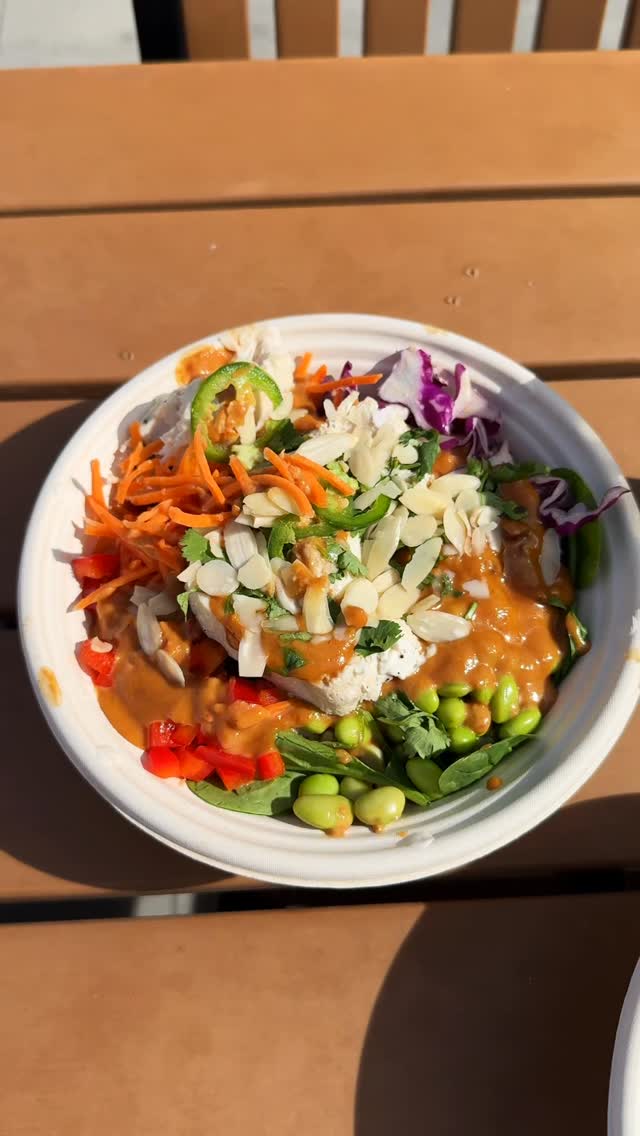 Elixir at The Village at Rancharrah has got you covered for your news years resolutions! 🥗 Grab quick bite that uses organic whole-food ingredients with no GMOs, preservatives, refined oils or refined sugars. #TheVillageAtRancharrah #HealthyLifestyle #RenoTahoe #RenoFoodies