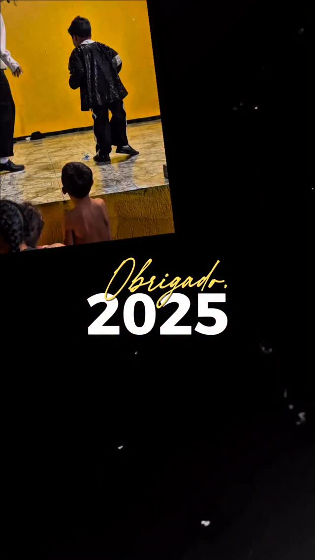 Olhando para trás, vejo que 2025 foi um mestre generoso. Entre altos e baixos, o que fica é a gratidão por ter vivido cada dia com verdade. 🙏🏾
Fecho este livro hoje para começar um novo amanhã, cheio de páginas em branco e infinitas possibilidades. Feliz 2026 para todos nós! 🙏🏾✨❤️