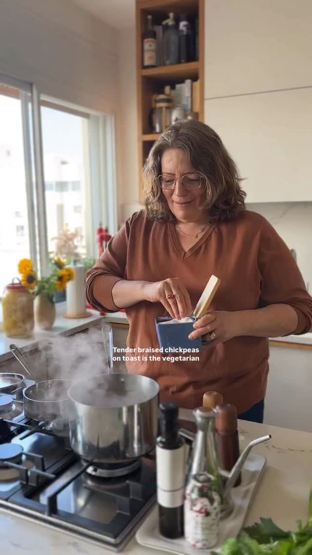 BRAISED CHICKPEAS ON TOAST
With minimal work (and money) you can make these delicious legumes, which make a perfect lunch snack or even dinner in a pinch. Make sure you braise them long enough until they’re super tender. Season them as you like, I prefer a simple combination of lemon, oil, and a hint of spice, Generous salt not optional!
Makes 6 cups
2 cups dry chickpeas
1 TB + 2 tsp kosher salt, divided
6 c. water, plus more as needed
1 dried red chili
2 bay leaves
3 cloves garlic
2 teaspoons salt
1/3 c. olive oil, plus more for drizzling
Toasted crusty bread, for serving
Lemon wedges, for serving
Chopped parsley, for garnish
Quick soak the chickpeas; In a medium saucepan cover the chickpeas with 5 inches of water and 1 TB salt. Bring to a boil over high heat, boil for 5 minutes, turn off the heat, cover, and let the chickpeas cool in the water for 1 hour. Drain and discard water (you can also soak the chickpeas covered in 6 inches of water for 24 hours in the fridge, then drain and proceed).
In a medium saucepan combine the soaked chickpeas, 6 cups water, chili, bay leaves and garlic. Bring to a boil over medium-high heat. Reduce the heat to low, cover and simmer, adding 1 teaspoon of salt after an hour and more water 1 cup at a time as needed so the chickpeas remain covered in water, until they are soft and the skins blister, 2 to 3 hours. Season with the remaining teaspoon of salt; stir in the oil. Transfer to a bowl, drizzle with oil, and spoon over bread. Squeeze lemon over the top, garnish with parsley, drizzle with more oil and season with salt to taste.