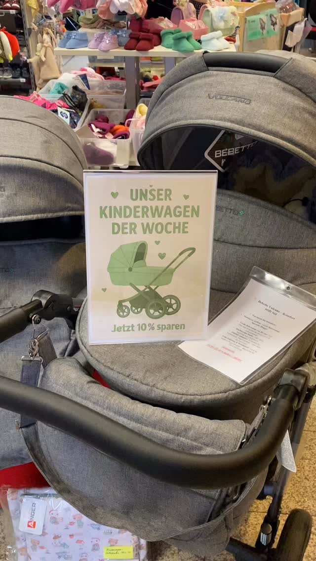 Unser Kinderwagen der Woche ist wieder da🥰
Bebetto Vulcano - Komfort trifft Stil
Was macht ihn besonders?
*modularer Aufbau: enthält Babywanne, Sportsitz (Buggy). *Große Babywanne (ca 80cm): viel Platz und Komfort für die ersten 6-8 Lebensmonate.
*hochwertige Stoffe : edle Optik, langlebig und pflegeleicht.
*Zubehör inklusive: Wickeltasche, Insektenschutz, Regenverdeck-alles dabei für unterwegs. *Gute Federung & Wendigkeit: auch für unebene Wege geeignet- angenehm für Eltern und Kind.🥰 Aktionspreis bis 11.01.25
599,99 € ➡️ 10% Rabatt = 539,99 €
🍀💖
#kinderwagen #kinder #erstausstattungfürsbaby #babyhausdessau #baby