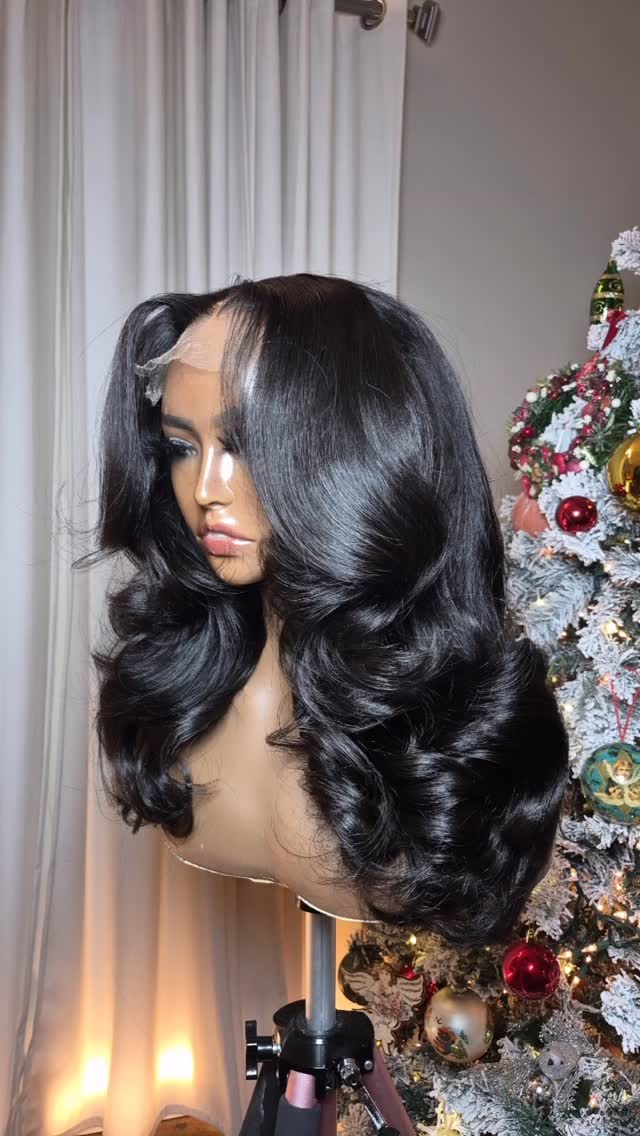 Every sign you need to get yourself a glueless wig from us. You deserve a unit that's made with the best hair 😍
Head over to the website to check this one out. RTS 15 and ready to wear.
#lacewigs
#closurewigs #njwigmaker #gluelesslacewig #everydaywig