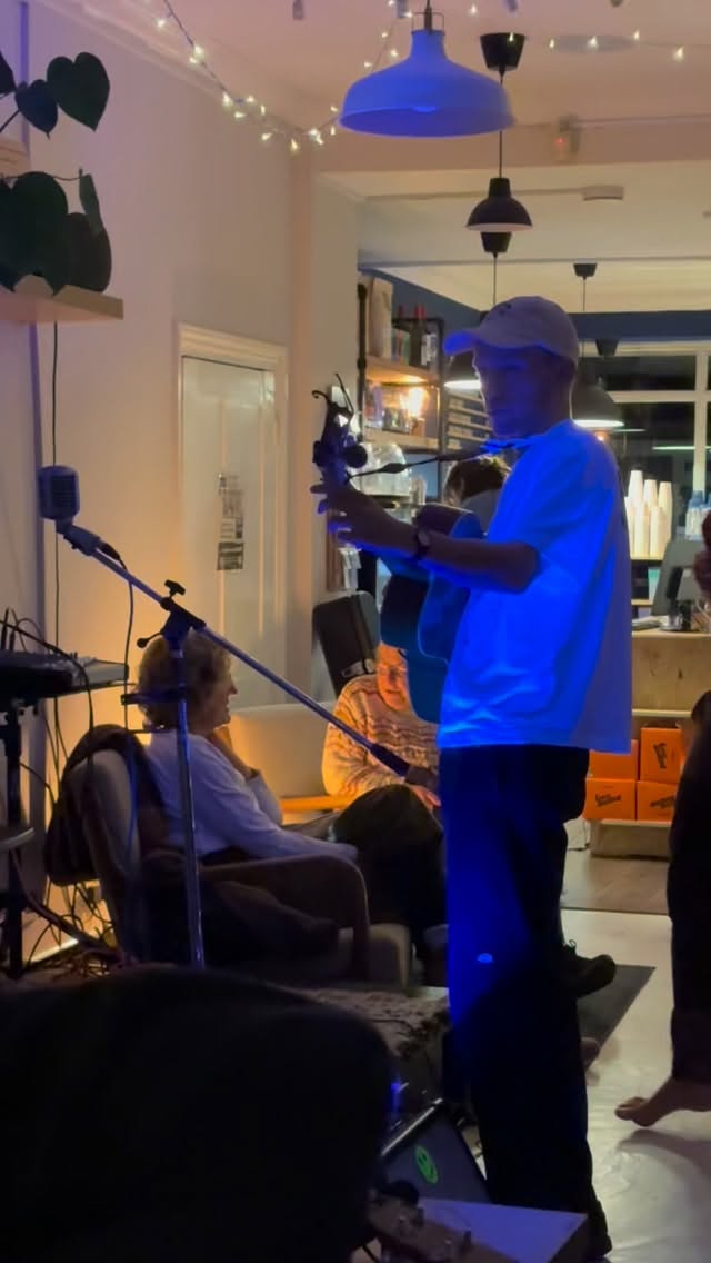 ✨ 2025 ✨ thank you so much to everyone who walked through our doors. We gathered and planned uprisings and sipped coffees and read books and partied hard 💜 thank you to every guest who joined us. Thank you to Darla, Lauryn and Alice the best team in the world 💜 another year for our little bookshop and more beautiful things to come in 2026 💜