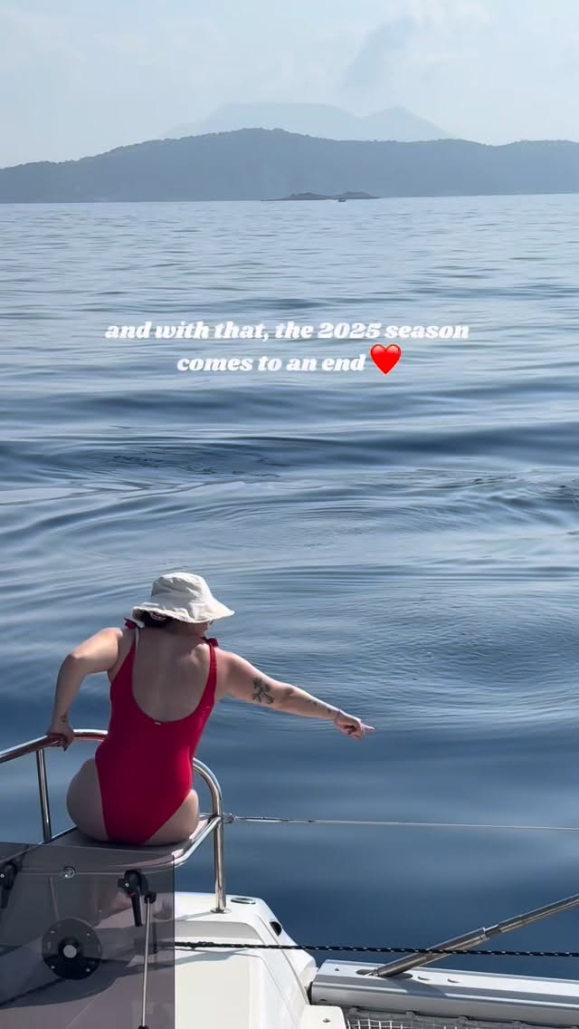 annual EOY reel that only I will watch incoming 🫡
happy new year all 🤗
how was your 2025? tell me with an emoji in the comments 😌