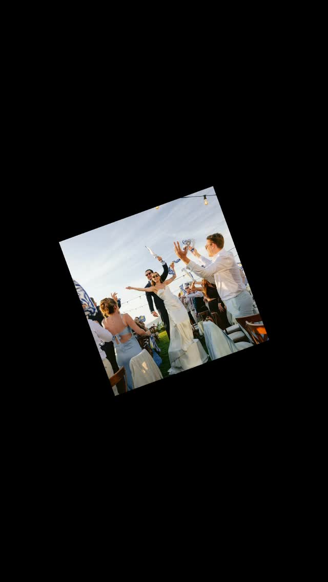 What a year, What a journey ! Thanks to all our lovely couples, partners and our one of a kind team ✨🧿❤️ looking forward to new adventures ahead, but some bubbly first 🍾🥂✨ Happy New Year Y’All ! 😘