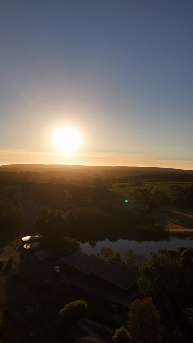 …the last sunset of 2025 ✨
a MASSIVE thank you to everyone that’s made this year epic 💛🍻
catch ya in ‘26 yo! 🤙
(yep, we’re open tomorrow 😆🤪🍺)
#wildhopbeer #wildhopbrewery #margaretriverregion #yallingup @margaretriver @australias_southwest @wagoodfoodguide @westernaustralia @margaretriverbeertrails @dawsonwines