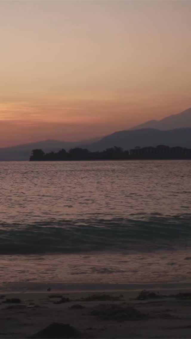 And just like that, 2025 wraps up at KOHO Air.
A year full of breezes, calm days, and beautiful memories. Happy New Year!!