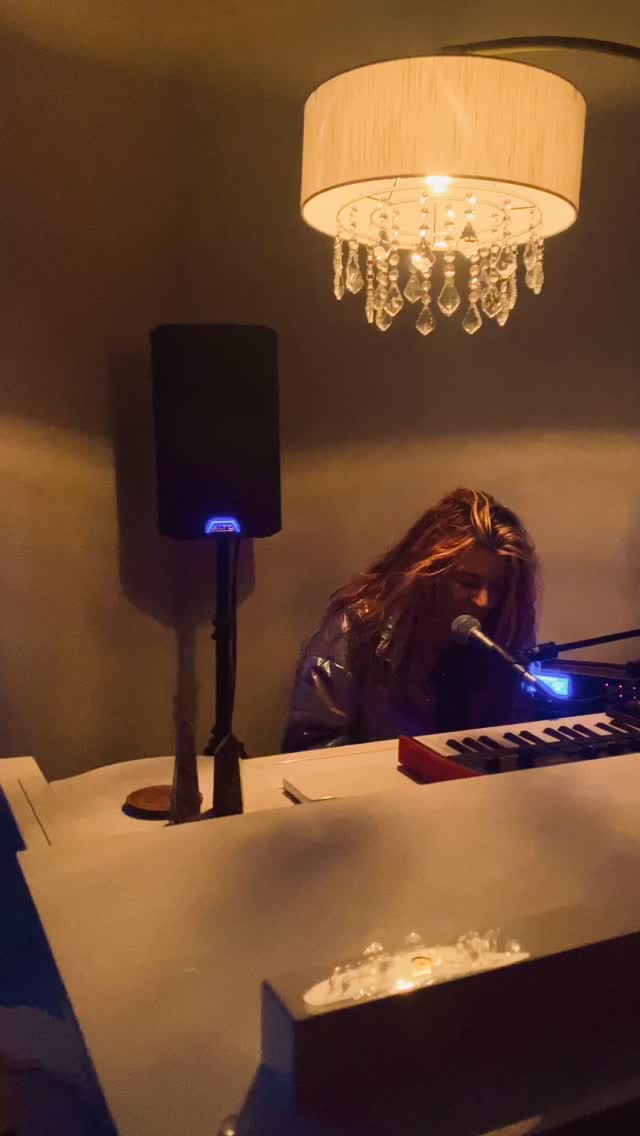 2026 here we go 🔥
#starryvenus #piano #newmusic #sedona #newyear