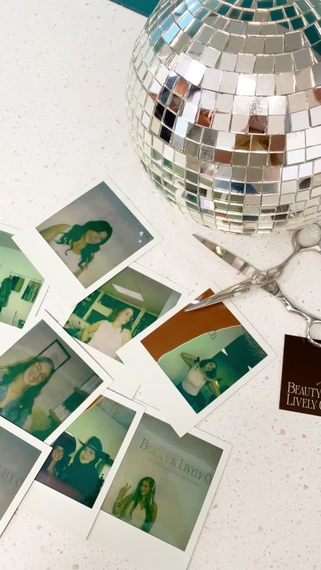 Cheers and good hair for 2026! 🎀✨🪩✂️
#beautyandlivelyco