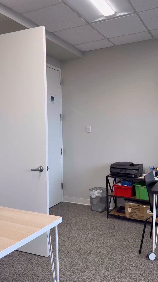 “You should try PECS!”
No.
No.
No.
Because communication is bigger than requests.
As Jordyn Zimmerman says:
“PECS is not a communication system. PECS is a requesting system.”
Requesting is one function of communication.
It is not identity.
It is not autonomy.
It is not participation.
If a learner can only ask for what others decide is worth asking for, that’s not access. That’s limitation.
Presume competence.
Build robust communication systems.
Listen when nonspeaking people tell us what doesn’t work.
#PresumeCompetence #CommunicationIsAHumanRight #AAC #NonspeakingVoices #DoBetter