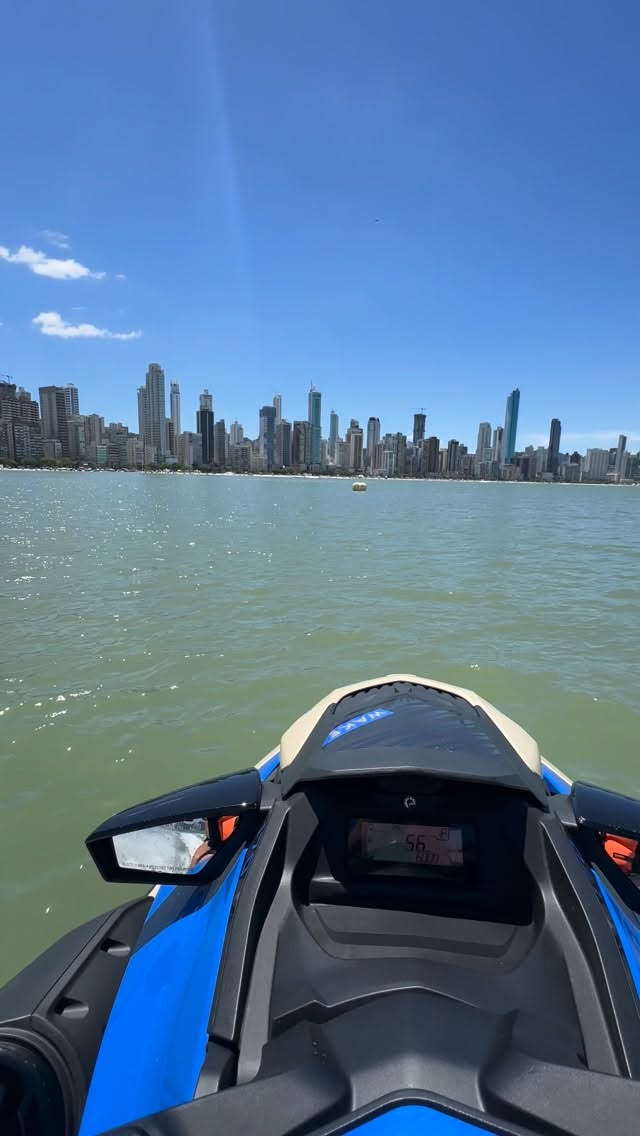 Bora acelerar!!!
#santacatarina #balneariocamboriu #jetski