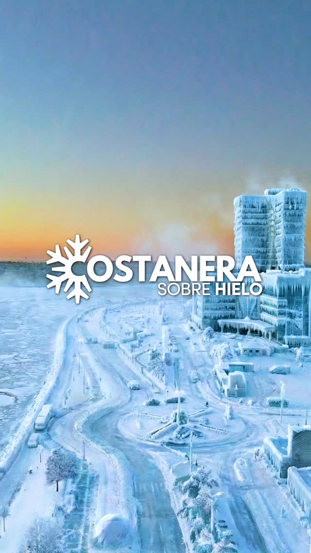 ❄️⛸️ ¡Encarnación se prepara para deslizarse sobre hielo! ⛸️❄️🇵🇾
Muy pronto llega la pista de patinaje sobre hielo más divertida a la ciudad, y estará instalada en nada menos que el Shopping Costanera: el corazón del entretenimiento y las compras en Encarnación.
✨ Diversión para todas las edades
✨ Lugar ideal para compartir en familia o con amigos
✨ Fotos increíbles y momentos inolvidables
📍 Ubicación: Shopping Costanera — Avenida Costanera, Encarnación, Paraguay.
Falta muy poco para la gran apertura.
🎉 ¡No te lo podés perder!
Pronto más detalles… 😉