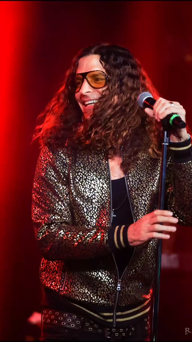 💫🎊Another year is behind us. To say that I am grateful to co-exist on this beautiful planet with so many talented and kind human beings would be an understatement.
This year was a whirlwind of travel, academics, creative projects, nature, discipline, and focus.
2025 was filled with accomplishments of which I am very proud. I wrote my first feature-length screenplay, I co-wrote and published a non-fiction book, I completed the first draft of a memoir excerpt, I released four songs, shot and released a music video, hiked two volcanoes, traveled to various national parks, and wrote numerous songs.
Quite possibly my finest accomplishment, however, is returning to academia and graduating with a BA in Interdisciplinary Studies with a 4.0 GPA in my major. I only wish my parents were still alive to witness that, as I know that receiving my degree would have made them incredibly proud.
There is still so much ahead of me, and so many things I plan on achieving. For now, I just want to thank God for all I am blessed with, my beautiful wife for being the most amazing human being I have ever met, and all of my wonderful friends and family for enhancing my journey beyond compare.
Truly, I am blessed. And, sincerely, I am grateful. 🙏❤️💫
Happy New Year to all. 💫💫💫🙏❤️
#singer #author #music #singersongwriter #writer #collegegrad #artists #blessed #2025