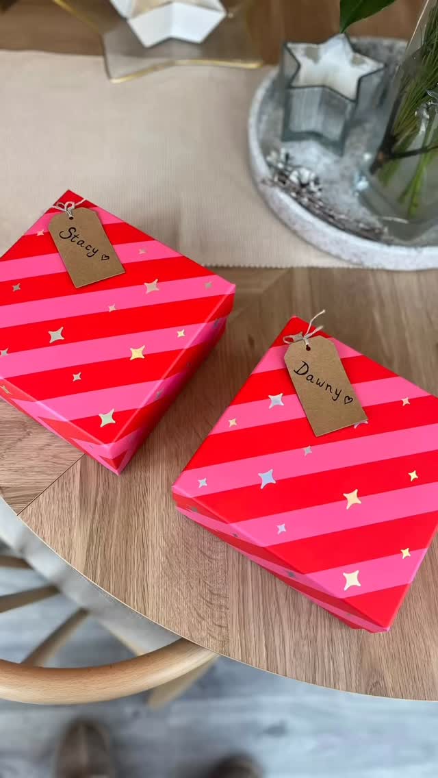 Looking for a gift that’s truly personal for Mum or Grandma this year?
Our Paint Your Own Pottery Kits let little hands (and big ones too) create something from the heart — a keepsake that will be treasured long after the wrapping paper is gone 🎨🤍
A calm, creative moment… and a gift full of love.
✨ Perfect for birthdays, Mother’s Day or “just because”
🔗 Link in bio to order
#solihull
#paintyourownpottery
#potterypainting
#solihullmums
#pyop