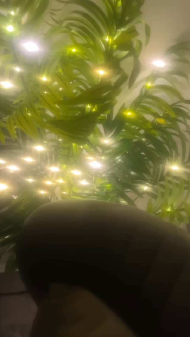 Skin isn’t always just about products.
Did you know that stress raises cortisol levels in your body which can contribute to inflammation. This can present its self as acne, sensitivity, flare ups, rosacea and eczema !
I love a trusted product but I have been head down in learning more and more about our nervous systems and how trauma, stress, burn out and regulation affects our skin and soul.
This year I am saving so the busines can grow and invest in niche training to bring you a mind blowing experience involving skin treatment, touch, healing, ❤️🩹 and more.
I have been drawn to somatic touch for a good while, researching training, the capacity for the business to grow and collecting information from all my interactions from you and listening to even when your not talking to help me mould my next steps 😍
I can’t wait to walk this next stage of the business growth with you all
Anna ❤️
#leightonbuzzardmums #leightonbuzzard #leightonbuzzardfacials #healing #mentalhealth