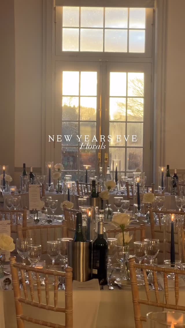 New Year’s Eve at Hodsock Priory for Jo & Andy — soft winter whites, abundant candlelight and a sense of quiet anticipation as one year closed and another began.
Effortless florals, understated elegance.
#hodsockpriorywedding
#newyearsevewedding
#luxuryweddingflorist
#nottinghamweddingflorist
#editorialwedding