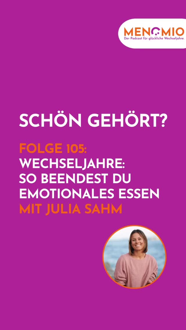Warum essen wir manchmal, obwohl wir gar keinen Hunger haben?
Gerade in den Wechseljahren greifen viele von uns zu Schokolade, Kuchen oder Käse – nicht aus Schwäche, sondern weil unser Körper nach Entlastung sucht.
Stress → Cortisol.
Essen → Dopamin.
Kurz fühlt sich das gut an. Und genau das macht es so menschlich.
Im Gespräch mit Julia Sahm aka @julia_shinecoaching sprechen wir darüber, warum emotionales Essen eine Bewältigungsstrategie ist – und warum die Wechseljahre eine echte Chance sind, diese Muster zu erkennen und neu zu denken.
Nicht härter zu dir sein.
Sondern ehrlicher. 💜
🎧 Den ganzen Talk hörst du im Podcast MENOMIO – Der Podcast für glückliche Wechseljahre (Link in Bio).
Frage an dich:
👉 In welchen Momenten greifst du eher zum Essen als zu dir selbst?
#wechseljahre #emotionalesessen #frauengesundheit