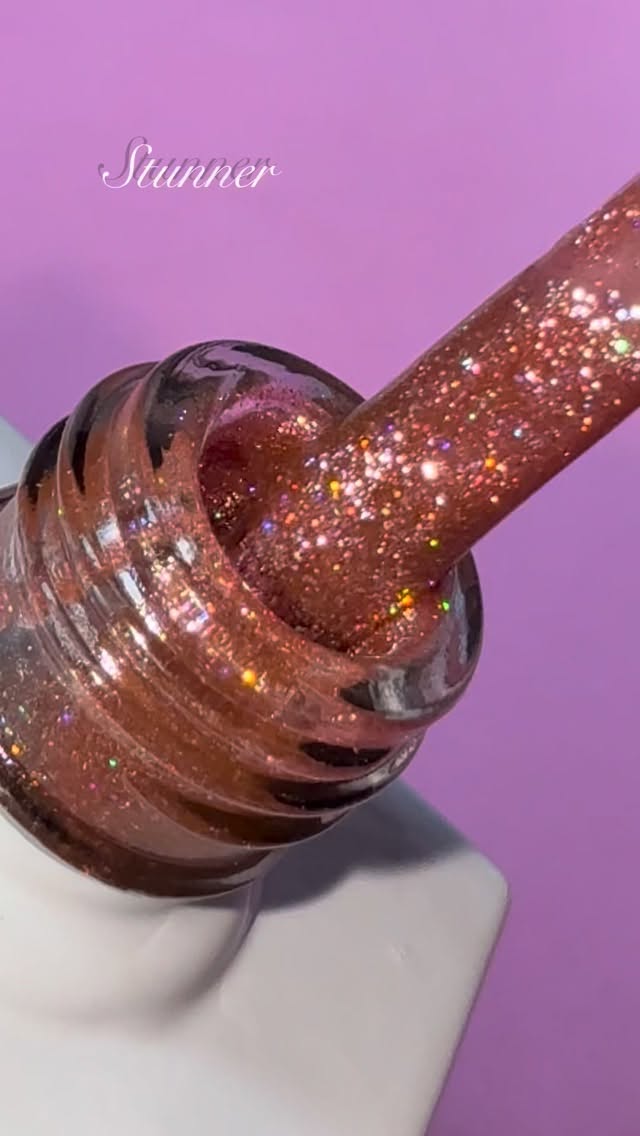 𝐵𝒶𝒸𝓀 𝒾𝓃 𝓈𝓉𝑜𝒸𝓀 𝒩𝒪𝒲! 💘
𝟪 𝒷𝑜𝓉𝓉𝓁𝑒𝓈 𝑜𝒻 𝓅𝓊𝓇𝑒 𝑔𝑜𝓇𝑔𝑒𝑜𝓊𝓈𝓃𝑒𝓈𝓈 𝒶𝓇𝑒 𝒷𝒶𝒸𝓀 𝒶𝓃𝒹 𝓁𝒾𝓋𝑒 𝑜𝓃 𝑜𝓊𝓇 𝓌𝑒𝒷𝓈𝒾𝓉𝑒 𝓃𝑜𝓌
www.paintmeprettybyaleasha.com link in bio 🛍️
𝒲𝒽𝒾𝒸𝒽 𝑜𝓃𝑒 𝒾𝓈 𝓎𝑜𝓊𝓇 𝒻𝒶𝓋? Comment below ⬇️
#restock #gel #hemafree #nails #gelpolishnails #paintmeprettybyaleasha #swatches #nailsnailsnails #nailsofinstagram #glitternails #shimmernails #valentinesnails