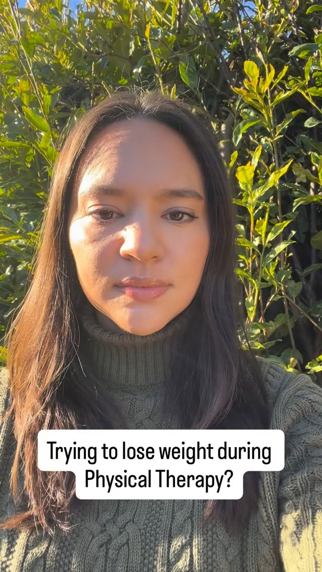 Trying to lose weight during PT recovery changes the equation. 🧠
What I see often:
limited movement → patients eat less → recovery feels harder.
Physiologically, that tracks.
When energy intake drops below what the body needs for basic function and tissue repair, research shows adaptive responses like:
• reduced energy expenditure
• increased fatigue
• harder muscle preservation 💪
That matters for rehab tolerance, strength gains, and long-term weight loss — not just the scale ⚖️.
This comes up even more with GLP-1 use, where appetite suppression can unintentionally push intake too low.
📚 Most & Redman, 2020. Nature Reviews Endocrinology.
Weight loss can happen with limited movement —
but fuel still matters for recovery.
🔖 Save this for patient conversations
🔁 Share with someone navigating weight loss + injury