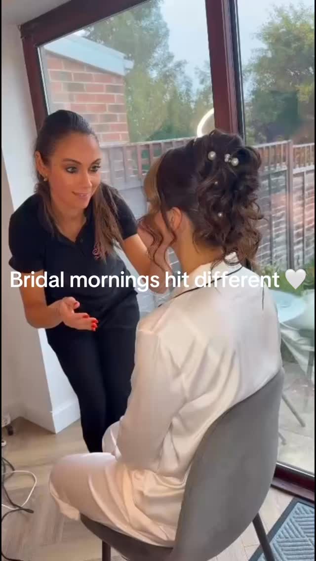 Soft, timeless bridal beauty ✨
Every detail, every moment — created to last from “I do” to the dance floor 🤍
Award-winning bridal hair & makeup specialist
#BridalMakeupArtist
#UKBrides
#WeddingMakeup
#BridalGlam
#hair