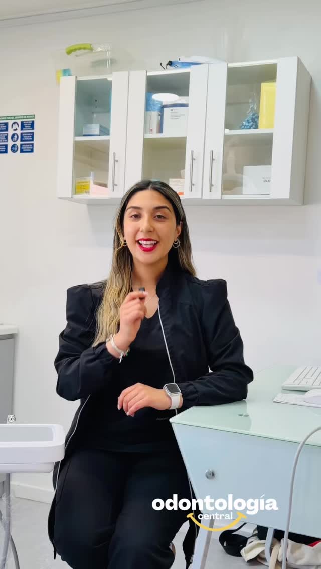 ✨ Cerramos un año de compromiso y excelencia
Agradecemos a cada paciente por la confianza depositada en nuestro equipo de clínica @odontologiacentral.cl durante este año.
Seguiremos trabajando con altos estándares profesionales, innovación y vocación por la salud bucal.
Les deseamos un fin de año lleno de bienestar y un excelente comienzo de un nuevo año.
Gracias por ser parte de este gran camino! 🙏
#curanilahue #curanilahuedentista #dentistacuranilahue #clinicadentalcuranilahue #odontologiacentral