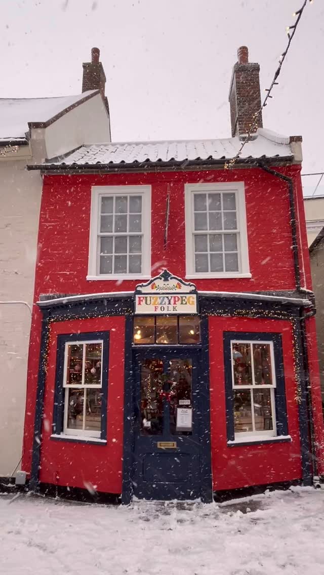 Holy moly.. snow!
#bungay #snowsnowsnow