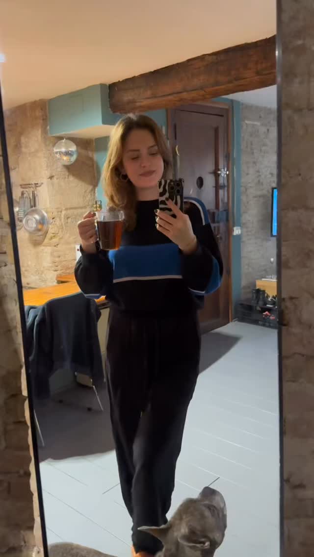 Creative minds inspire others 🩶#silversmith #jewlerymaking #waxcarving #silversmithing