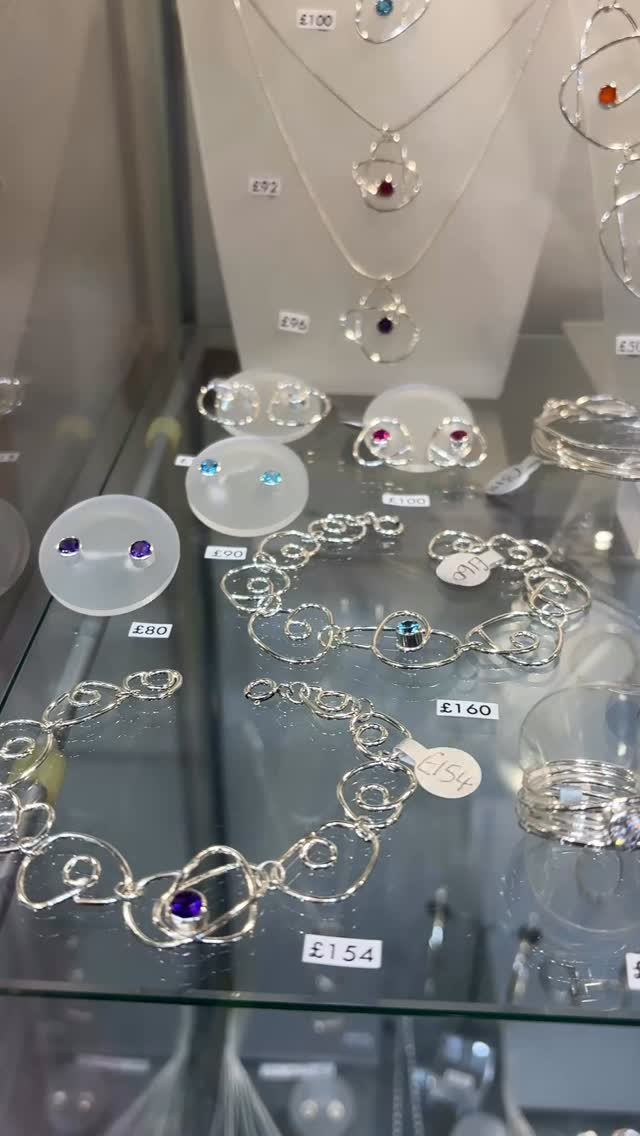 My sterling silver and gemstone wrap jewellery on display at @frannyandfiler in Chorlton π
The jewellery features Sapphire, aqua marine, London blue topaz, Swiss blue topaz, amethyst, peridot, garnet, cubic zirconia and synth ruby.
#contemporaryjewellery #frannyandfiler #silverjewellery #handmadejewellery #handmade #abbyfilerjewellery #jewellery #jewelry #handmadegift #silver #jewelleryshop #jewelleryaddict #sapphire #aquamarine #topaz #peridot #amethyst #cubiczirconia #syntheticruby