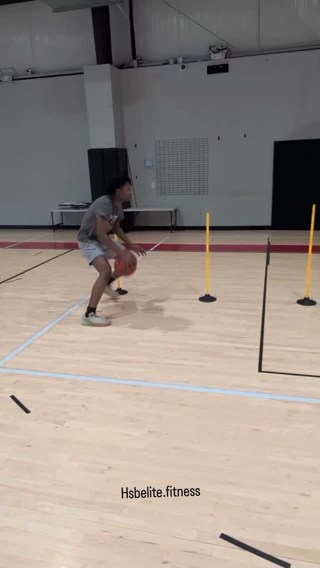 We meet athletes where they are — and take them higher.
All ages. All levels.
#basketballtraining #hsbelite #katybasketballtraining #hardwork #youthbasketballtraining