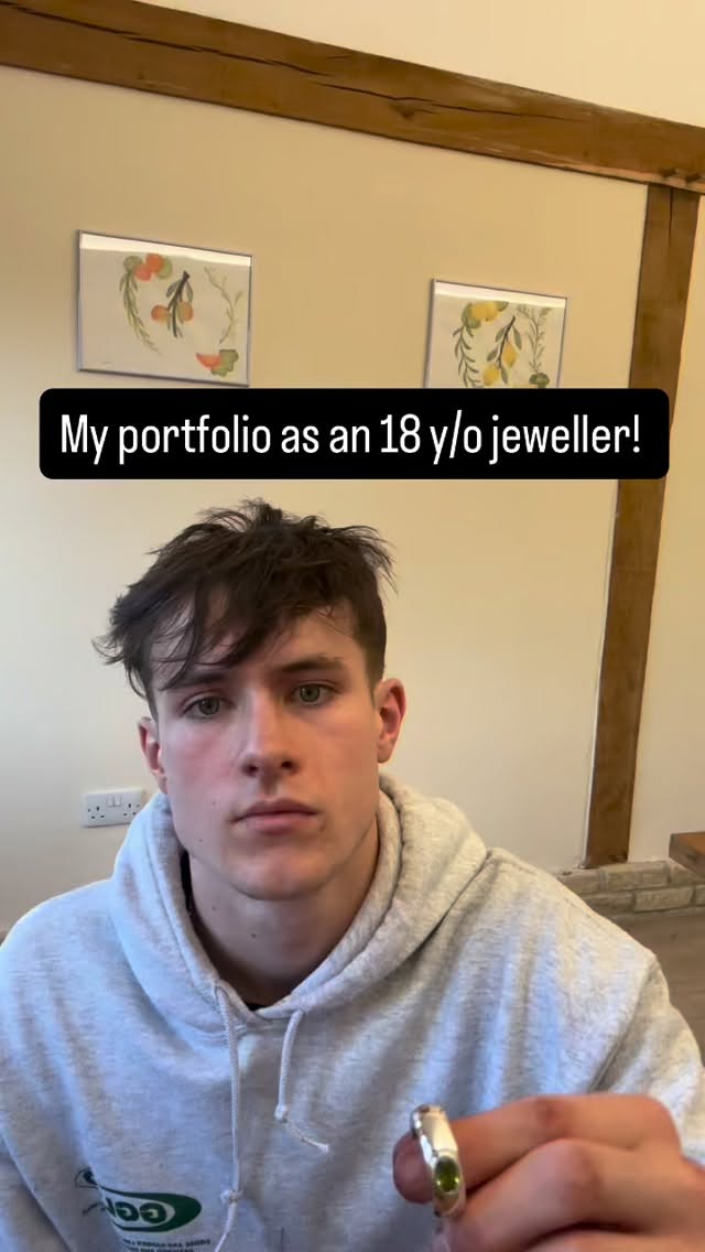 Some pieces from my portfolio as an 18 y/o jeweller 💍
.
.
.
#londonjeweller #customengagementring #diamondrings