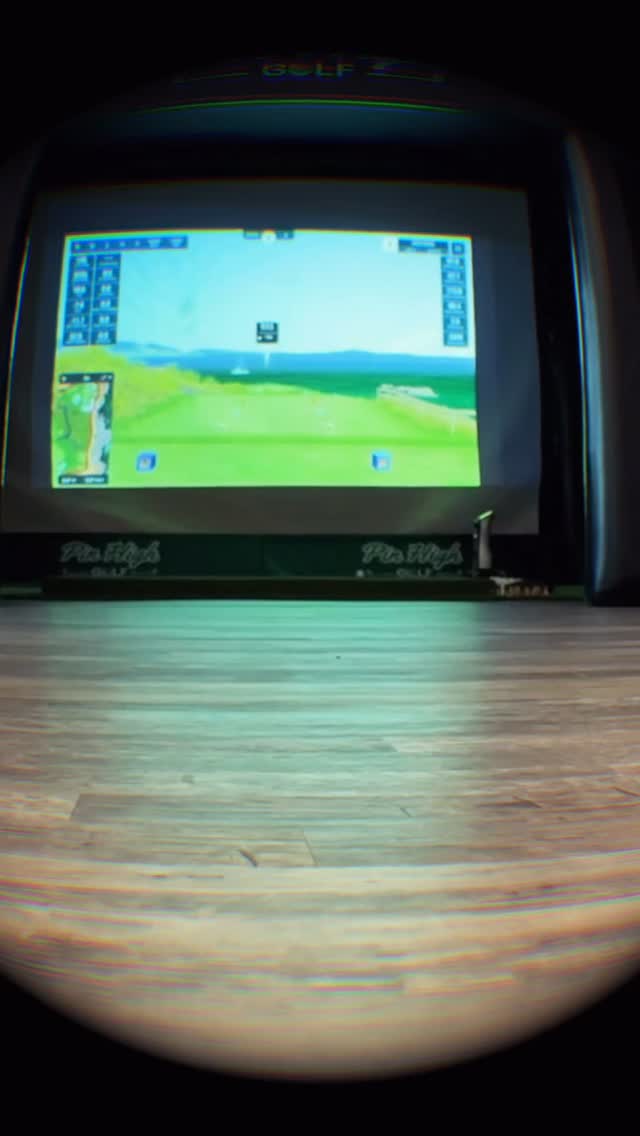 We discovered a new way to vibe in the sims “just add flute” 🫨😂