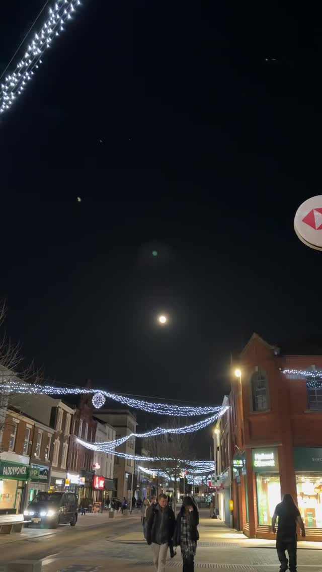 First full moon of 2026 and sheâs a powerful one đ
If January is a month you dread, join me for Joyful January - everything you need to know is on my page (and pinned)
January doesnât have to be miserable, let me show you howđâš
What if this January is your best yet?
.
.
.
#fullmoonenergy #fullmoon #joyfuljanuary #findingjoy #newyearenergy