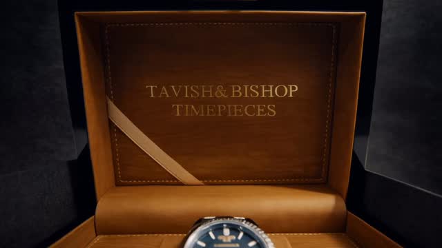 Still working hard ⏱️DEFINE YOUR TIME ™. #microbrandwatch #watchesofinstagram #canadianwatchcompany