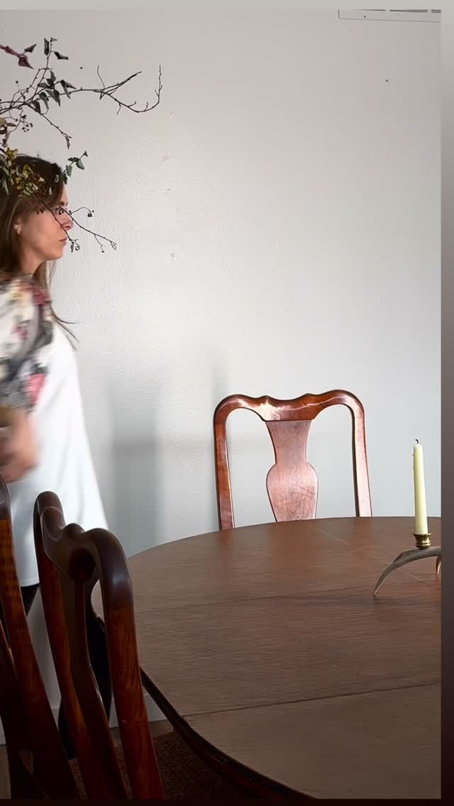 No foolish wand waving.
Just art that actually does something to a room 💁🏼♀️
Devil’s Fog is the perfect piece to warm up a space dramatically!