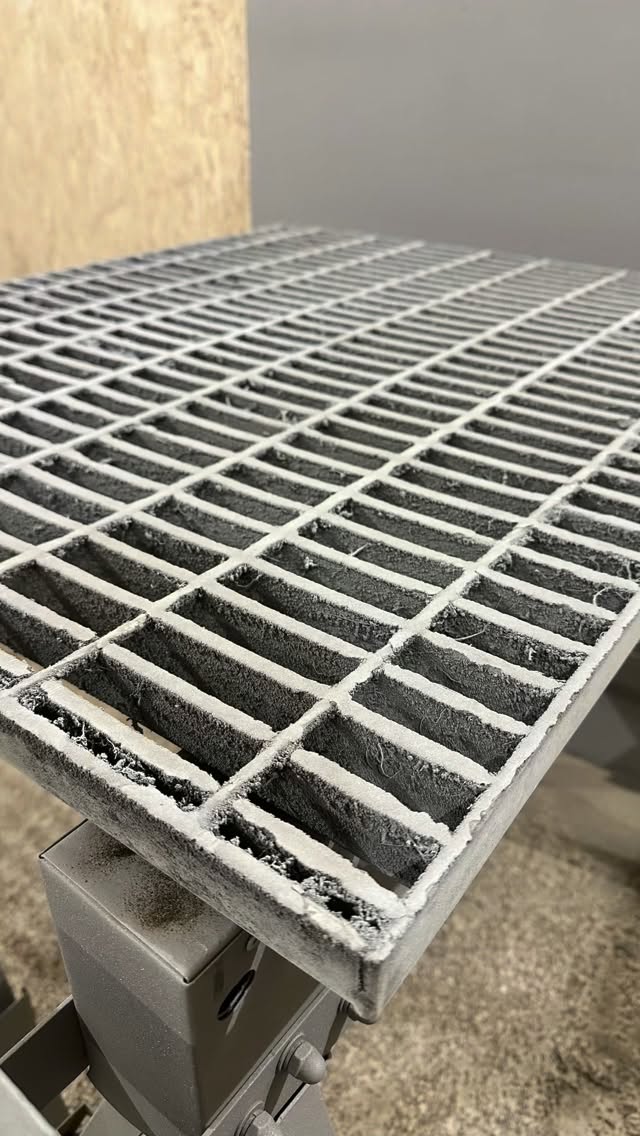 😳 DE MÉCONNAISSABLE À COMME NEUF
Cette grille d’extraction d’air de cabine de peinture était complètement saturée de peinture 🎨
👉 Aérogommage précis, sans déformation, sans produit agressif.
✨ Résultat : propre, net, comme sortie d’usine
👀 Regarde bien jusqu’à la fin… c’est impossible de ne pas être satisfait
💬 Tu valides le résultat ?
❤️ Dis-le en commentaire
🔔 Abonne-toi pour voir encore plus d’avant / après extrêmes #aerogommage #renovation #fyp #peinture #avantaprès